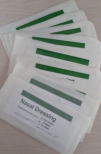 Hemostatic nasal dressing