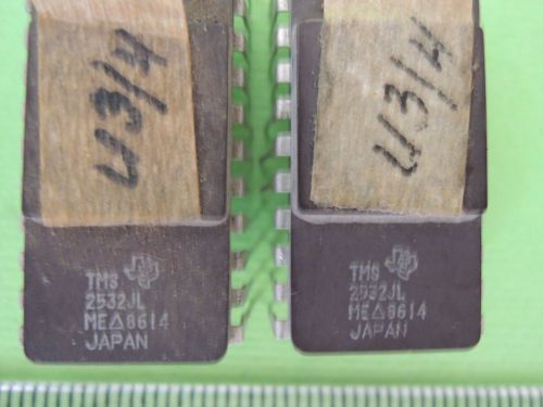 2 x TMS2532JL Integrated Circuit