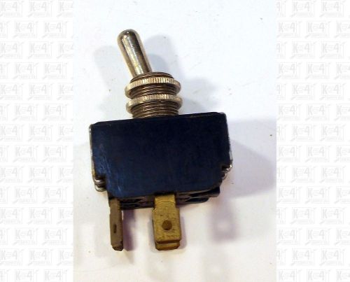 Cutler Hammer DPST Spade Terminal Toggle Switch 125 VAC 15 Amp