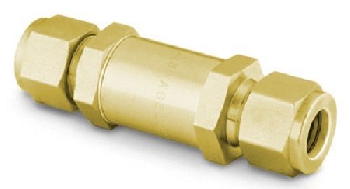 NUPRO - Brass In-Line Particulate Filter, 1/8&#039;&#039; Tube Fitting, 7 Micron Pore Size
