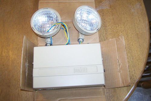 Dual lite EMERGENCY light. Model ML 7E I Inside looks new, nice model