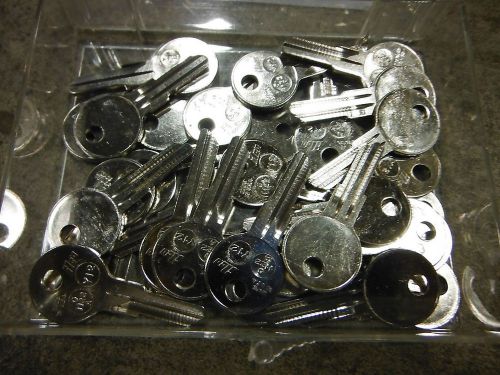 LOT OF 10 - ILCO BLANK KEYS 1122A Y12 ~ NEW