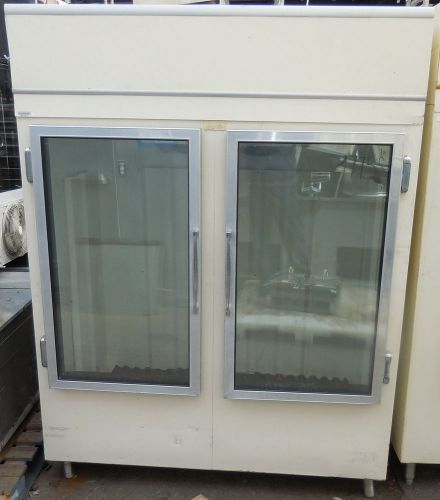 Ice Merchandiser, Sell Bags Of Ice, Leer IS62AG50, Silver Trim, 61cf Capacity