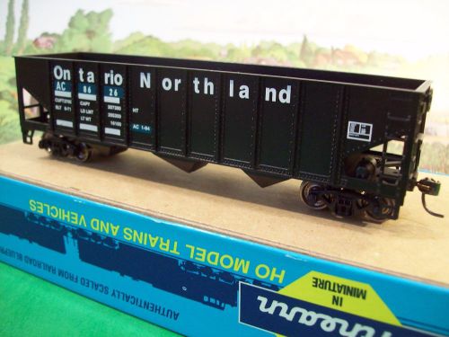 HO ONTARIO NORTHLAND 40&#039; 3 Bay Hopper #8626 - Metal wheels - Kadees!