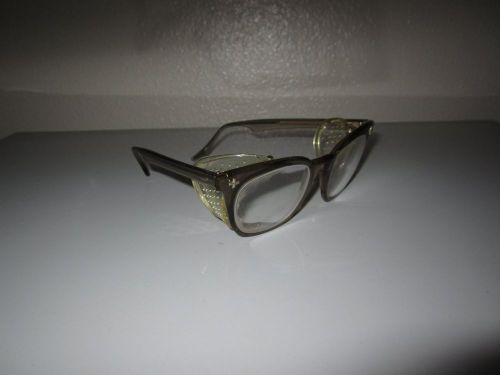 VINTAGE WELDING GLASSES C1980