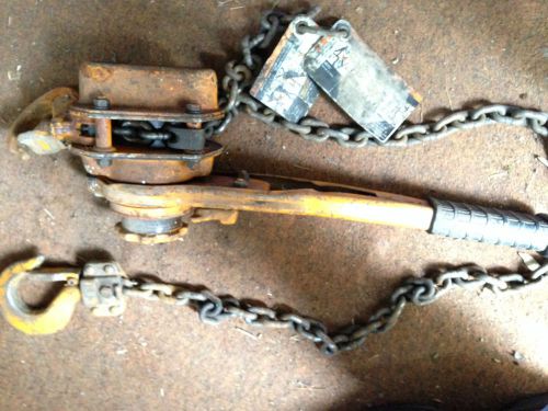 HARRINGTON 1-1/2 TON (3,000 POUNDS) LEVERED CHAIN HOIST, WILL SHIP OR PICKUP