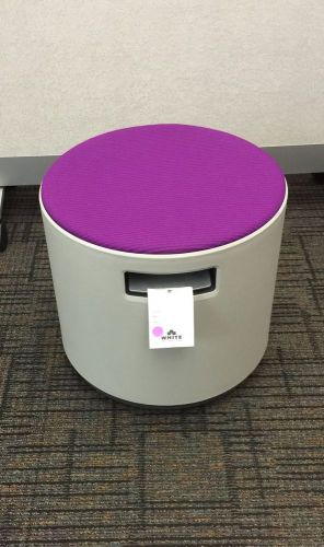 BUOY STEELCASE TURNSTONE PNEUMATIC STOOL LIST $414.00