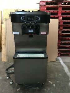 2010 Taylor C713 Soft Serve Frozen Yogurt Ice Cream Machine Warranty 1Ph Water