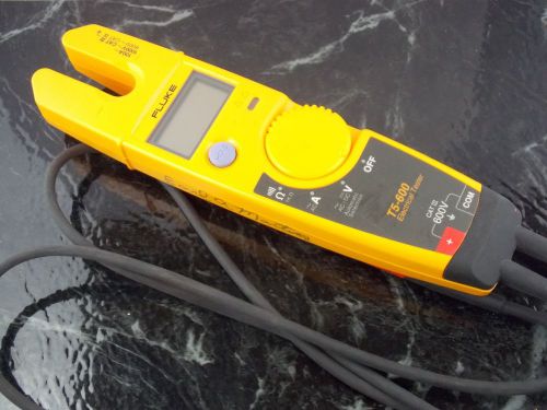 Fluke TS-600 Electrical Tester Cat III 600 v  J664