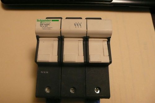 Telemecanique Schneider Electric DF143C FUSE HOLDER 3P 50A FOR FUSE 14 X51