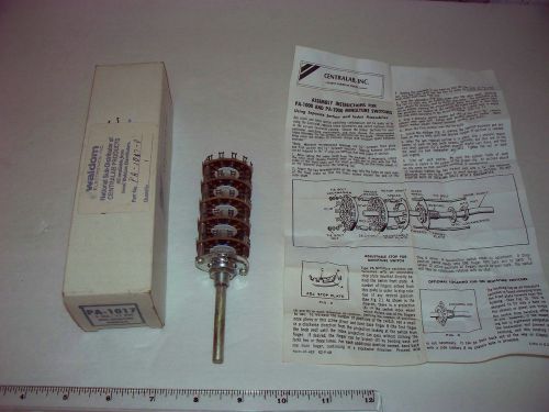 PA-1017  5 POL - 11 POS NON SHORTING PHENOLIC CONTROL