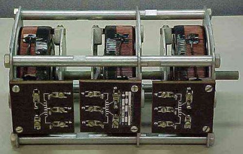 LARGE 400 CYCLE 3-PHASE AUTOTRANSFORMER