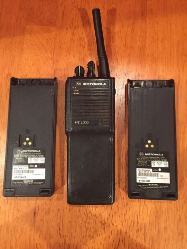 Motorola HT1000 Walkie Talkie Two Way Radio 2 Batteries Ntn7144cr Ntn7143cr