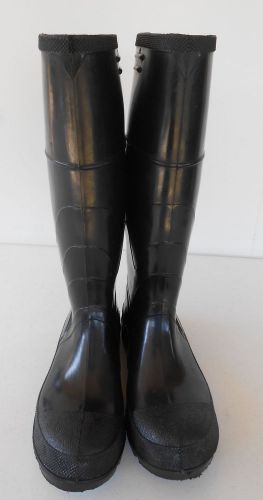 Bata Rubber Boots Size M-8 16&#034; Tall