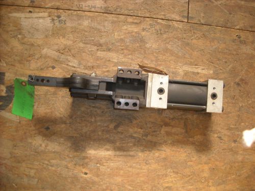 DE-STA-CO 897-14-93-R1000-C1000 Pneumatic Clamp, With Arm, No Sensor, Used