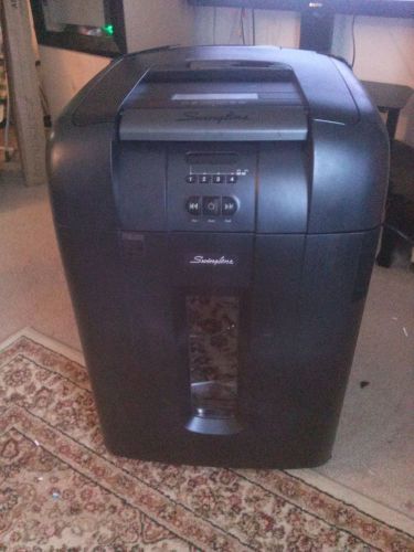 Swingline Stack-and-Shred 500X Shredder - black 1757577