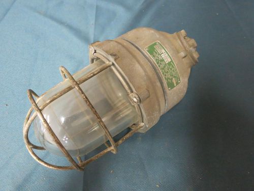 Appleton  - Russell &amp; Stoll Hazardous Location Light Fixture  Cat. 4501