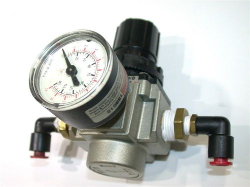 SMC AIR REGULATOR WITH GAUGE 3/8&#034; NPT AR25-N03H-Z