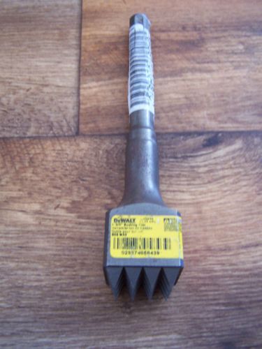 New Dewalt SDS Max 9 1/2&#034; X 1 3/4&#034; Bushing Tool DW5843