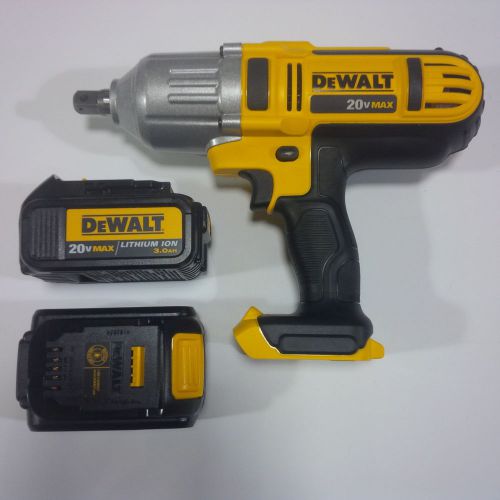 Dewalt DCF889 20V Max Lithium Ion 1/2&#034; Impact Wrench, 2 DCB200 Batteries 20 Volt