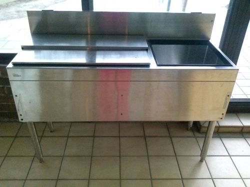 Glastender Beverage Station with cold plate