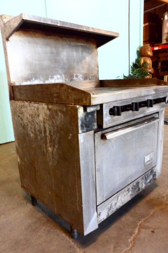HEAVY DUTY COMMERCIAL &#034;SOUTHBEND&#034; NATURAL GAS FLAT TOP GRIDDLE  WITH OVEN