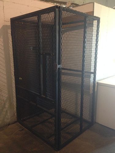 Vending machine cages