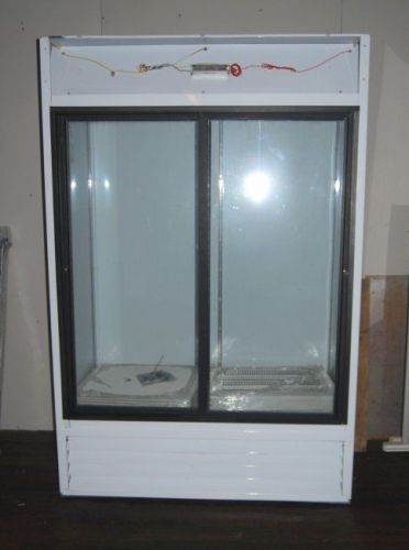 NEW BEVERAGE AIR DOUBLE GLASS DOOR MERCHANDISER!