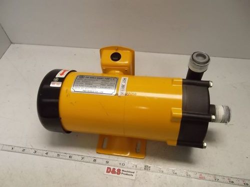 PAN WORLD NH-250PS-3J Magnet Pump 80L/Min, 220/380V, 250W, 1&#034;NPT