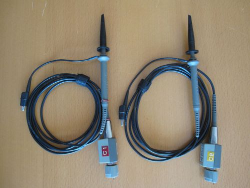 Pair (2) Tektronix P6114B 400MHz 14.1pf 10MOhm 10X oscilloscope probes