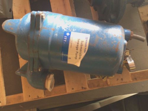 GOULDS Submersible Sewage Pump E1227786