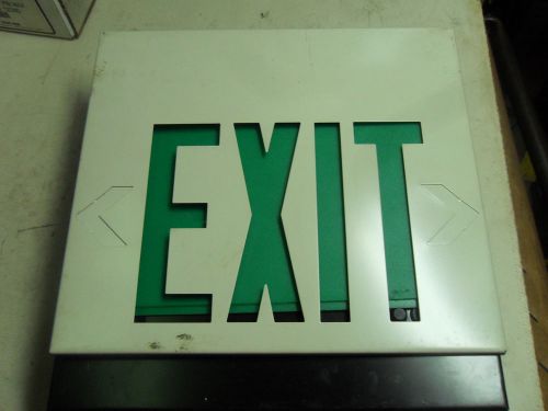 (N3-2) 1 LITHONIA XSW3R 120/277 EL EMERGENCY EXIT SIGN