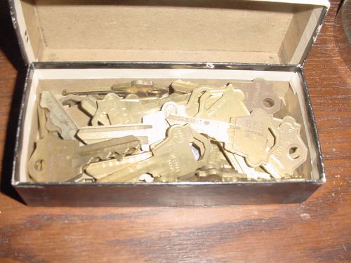 LOCKSMITH Box of 41 Westlock keys Cut WK1 &amp; WK2 &amp; 5WK1 rekeying multi brands OLD