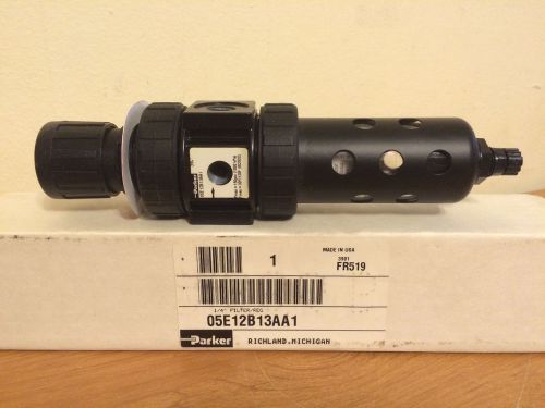 NIB Parker 05E12B13AA1 1/4&#034; Filter Regulator