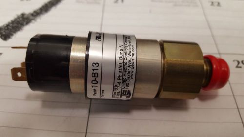 United Electric #10-B13  PRESSURE SWITCH