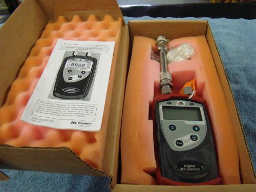 Meriam M1 Series Digital Manometer 0-100 PSI MER-M100-5-GN0100 RD