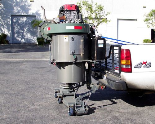 Runway Airport Vacuum Parking Lot Street Sweeper