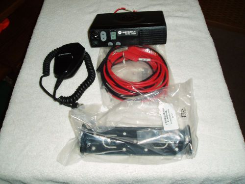 Motorola Radius CM200 VHF 146-174 4ch 45 watt Radio