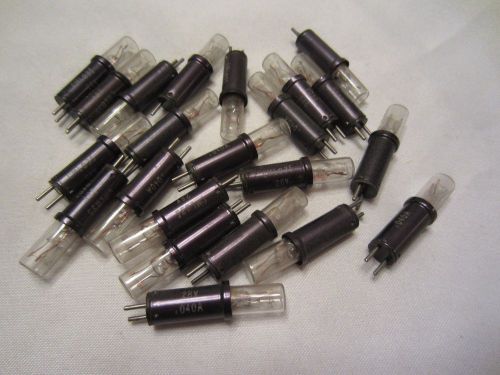 Lot of 22 CML035 28V .040A Cartridge Indicator Panel Lights Lamps New No Box