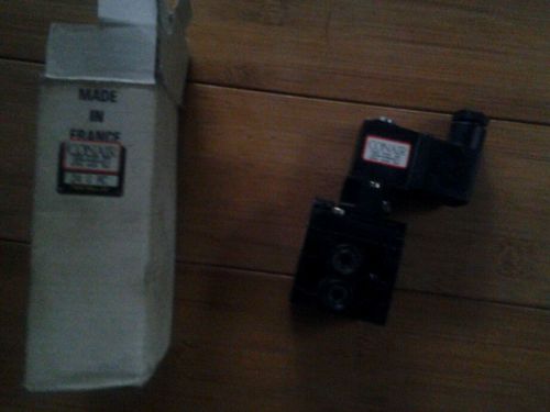 Conair 209 598 03 24vac pneumatic solenoid valve