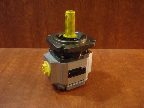 ****** Rexroth Hydraulic Gear  Pump PGF2-22/016RE01VE4 ******