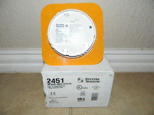 NEW SYSTEM SENSOR 2451 PHOTOELECTRIC SMOKE DETECTOR HEAD 400 SERIES