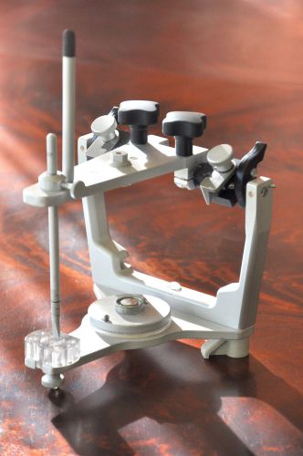 WhipMix Articulator Magnetic Semi-Adjustable Articulator Full Tracking Condylar