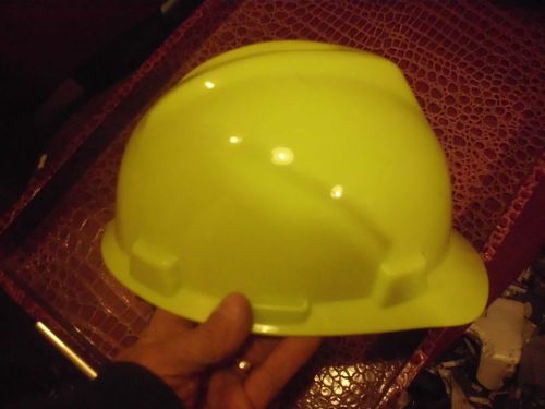 green medium  hard hat msa class e type 1 hiviz  v gard ansi/isea z89 1-2009