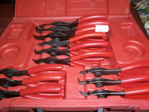 Snap On 12 Pc. Cushion Grip Handel Snap Ring Pliers