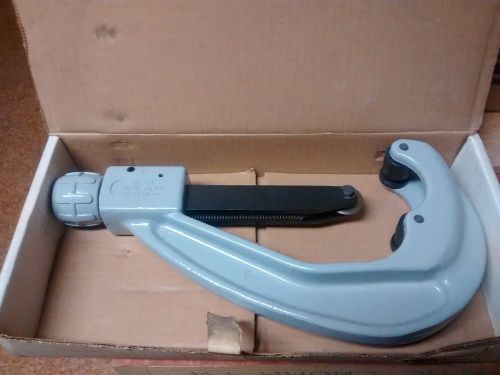 Ridgid 154 1-7/8&#034; to 4-1/2&#034; Quick Acting Tubing Cutter P/N 31652