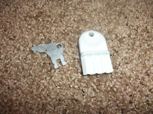 2 Pcs Automatic Paper Towel Dispenser Keys