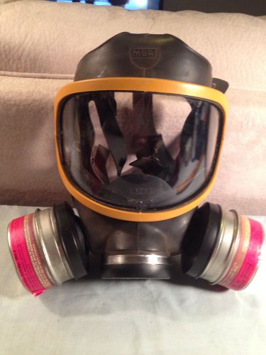 Large Adjustible MSA M2C6 Gas Mask Respirator 2 Cartridges MSHA Full Face