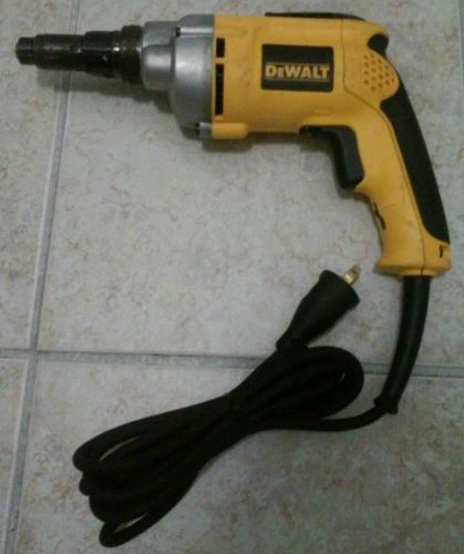 DeWalt DW268 Variable Speed Versa-Clutch Screwdriver, Reversible SCREWGUN USED