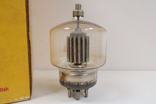 Eimac - 7527 RF / HF tube, same as the 4-400, nr.2.